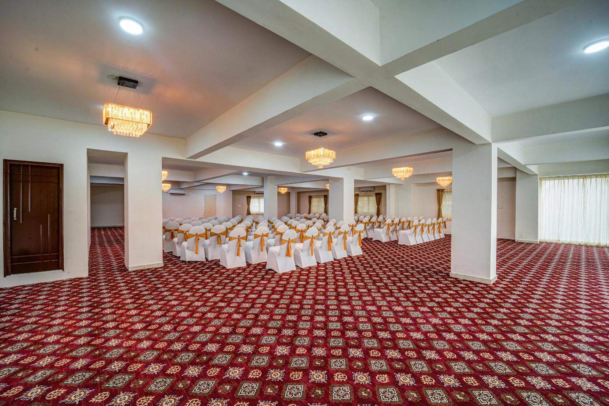 The Emerald Inn بنغالور المظهر الخارجي الصورة