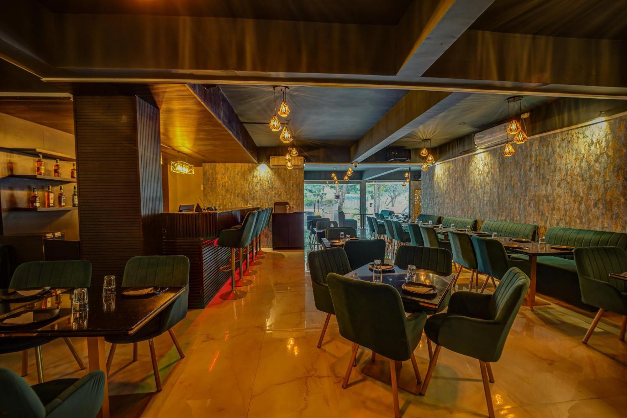 The Emerald Inn بنغالور المظهر الخارجي الصورة