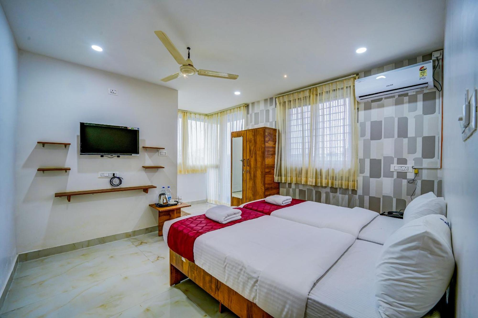 The Emerald Inn بنغالور المظهر الخارجي الصورة
